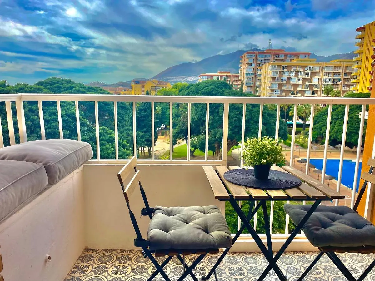 Apartment Luxury Suites Sunset Beach Benalmadena