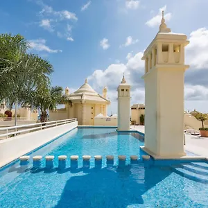 Wintowinrentals De Lujo En Medio De Puerto Marina. Apartment